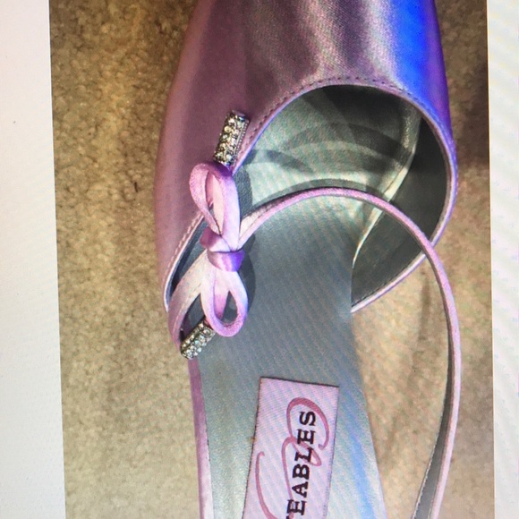 Elegant Heels - Picture 3 of 7